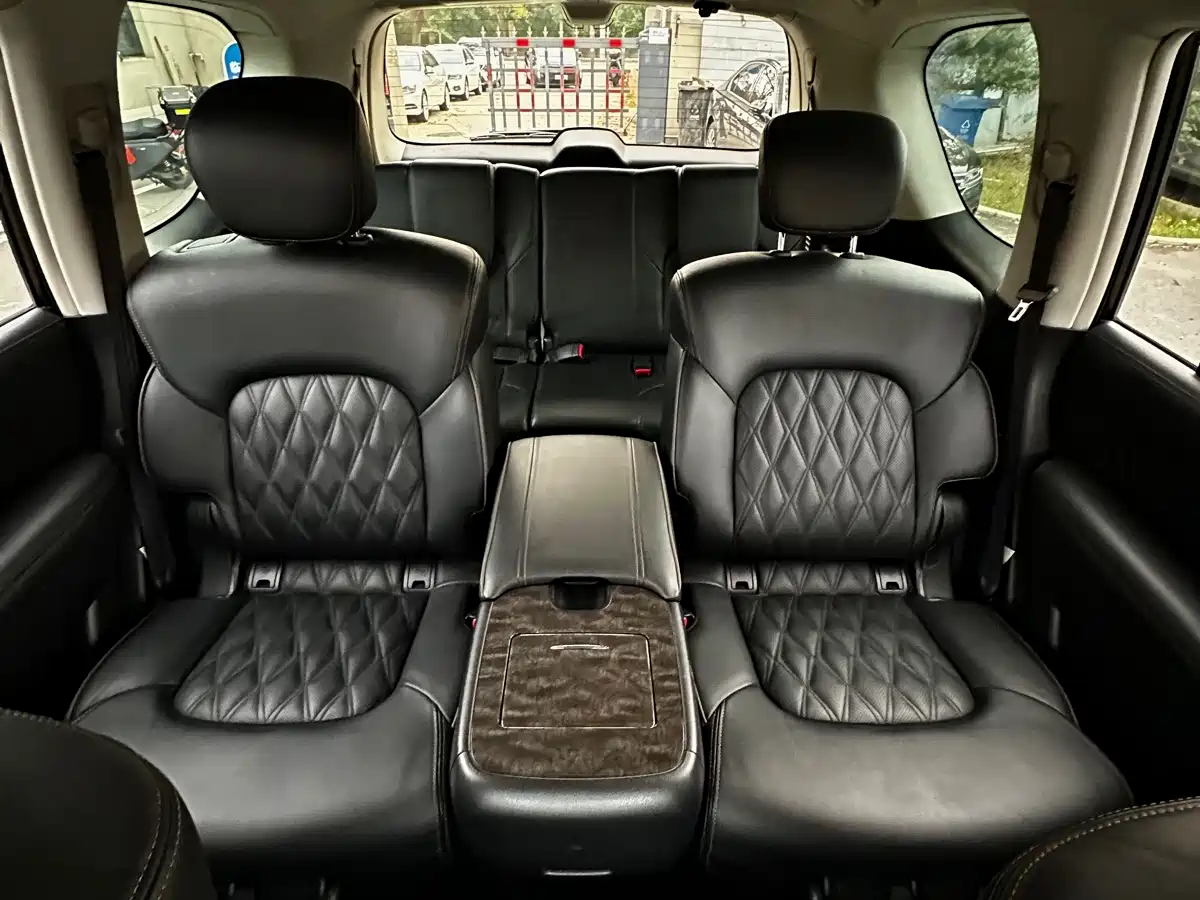 Nissan Patrol 2022 2023 Model ARMADA 5.6L Invincible Fleet Platinum Edition
