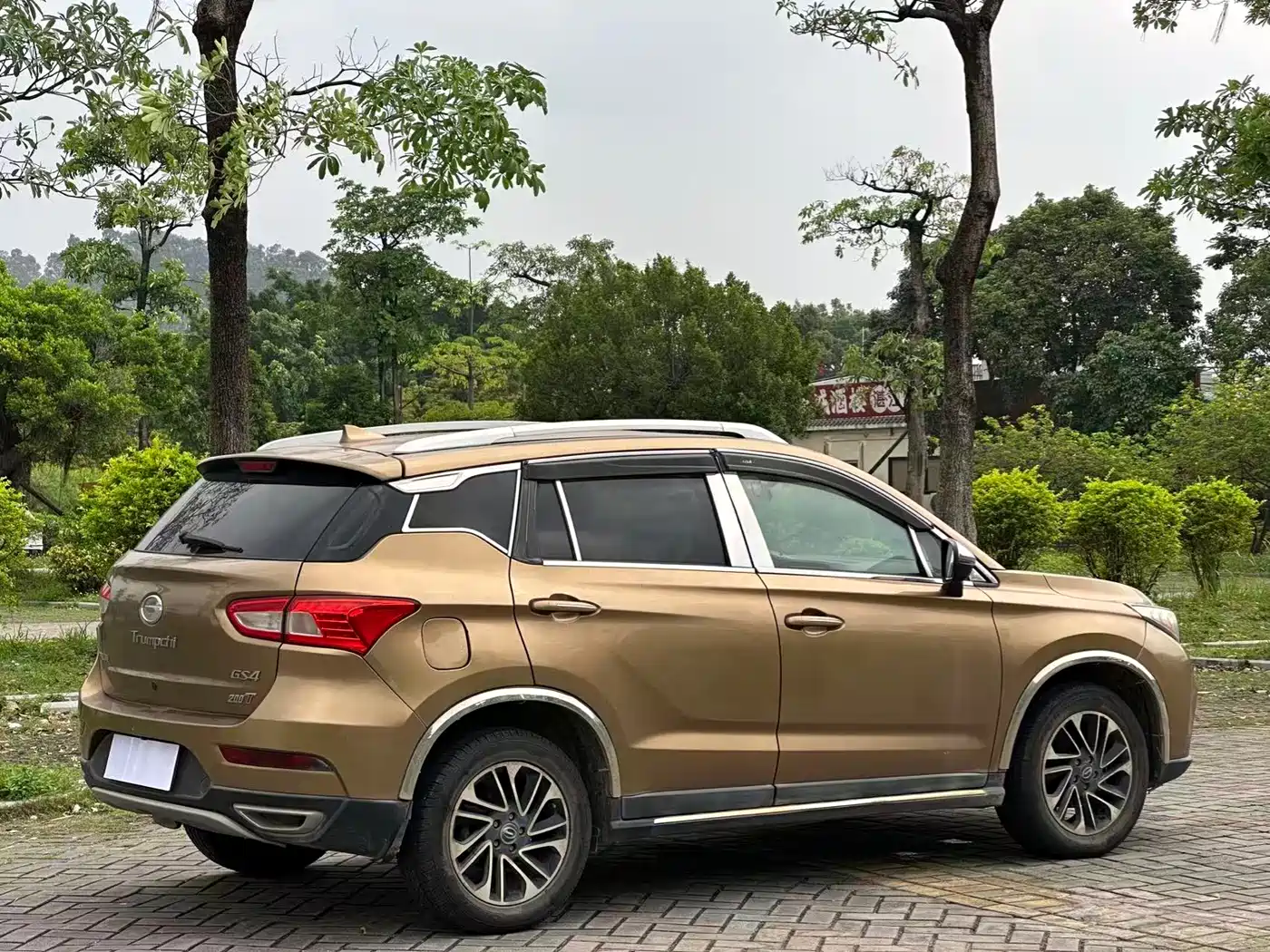 GAC Trumpchi Trumpchi GS4 2015 200T Manual Luxury Edition фото 9
