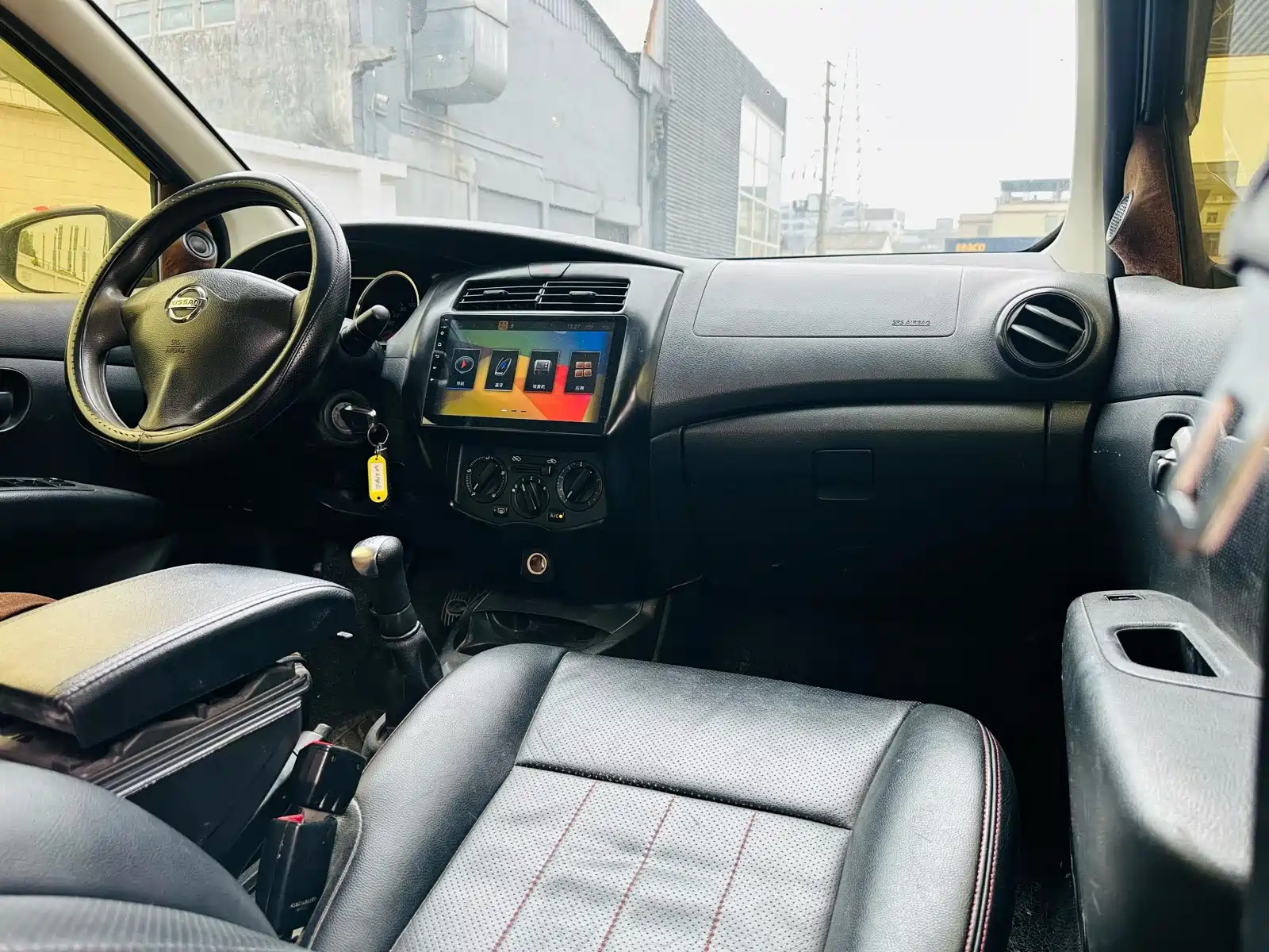 Фото 6 - Nissan Livina