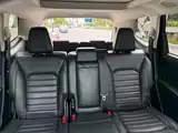 Фото 37 - Ford Edge