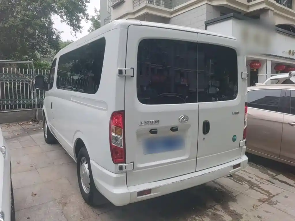 Maxus Xintu V80 2025 2024 Model Year Aoyunton Value Edition 6MT Short Wheelbase Ultra Low Roof 127Ps 5-Seater
