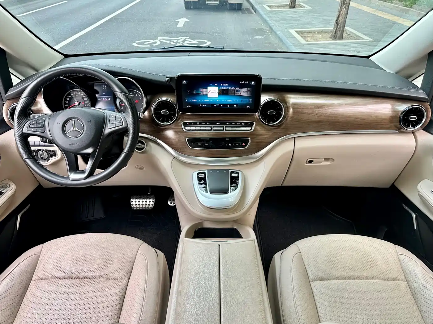Mercedes-Benz V-Class 2021 V 260 Premium Edition фото 7