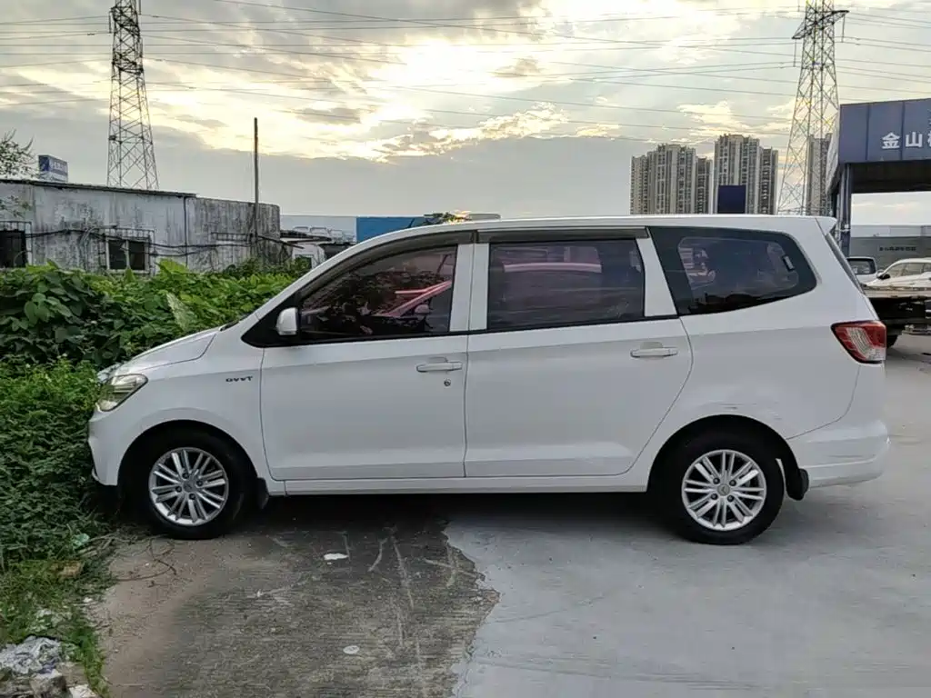 Wuling Motors Wuling Hongguang 2015 2015 1.5L S1 Standard China V