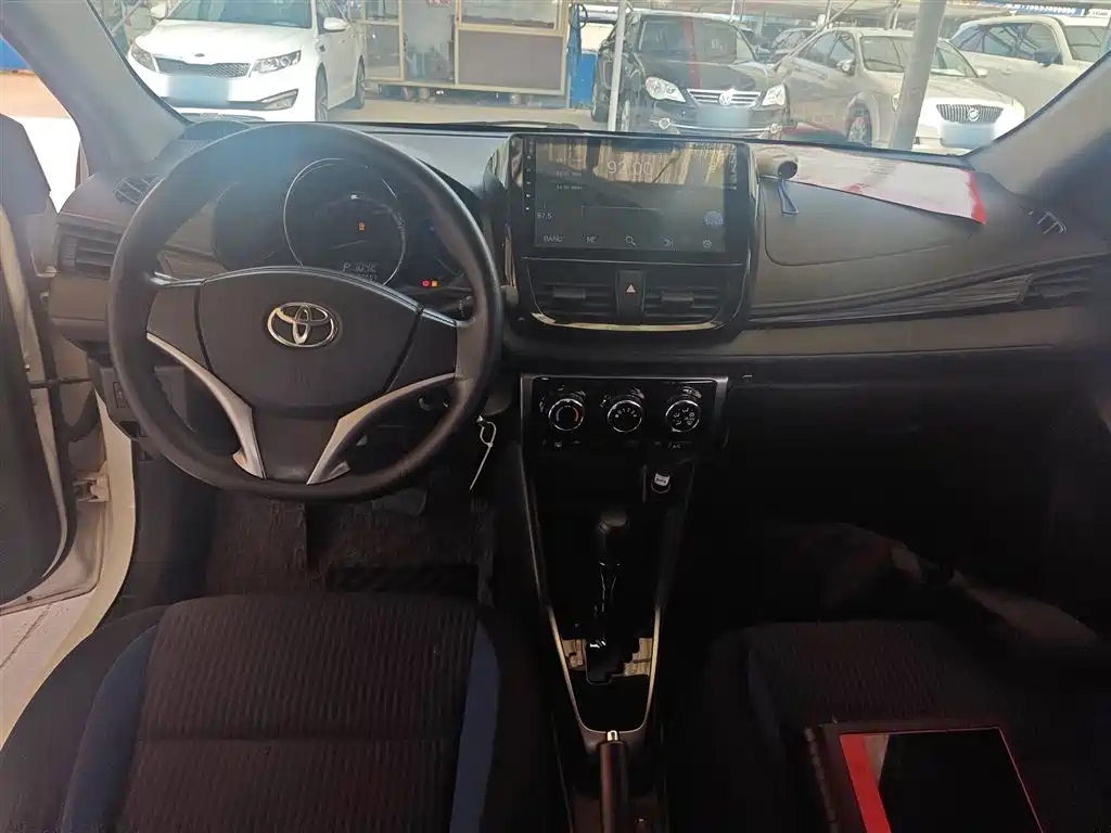 Toyota YARiS L Zhi Xuan 2016 Facelift 1.5G CVT Dynamic Edition фото 10
