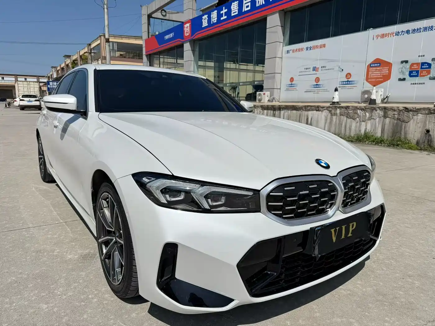 BMW 3 Series 2024 325Li M Sport Package фото 2
