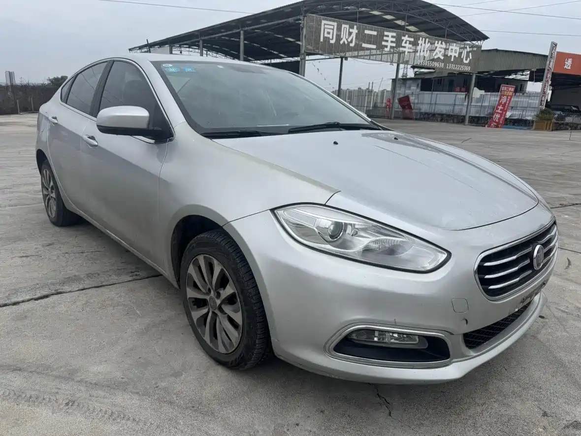 Fiat Viaggio 2013 2012 1.4T Auto Joy Edition