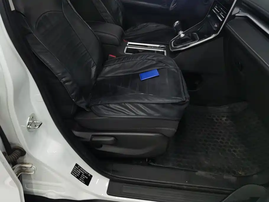 Haval M6 2024 2023 PLUS 1.5T Manual Elite Smart Connect