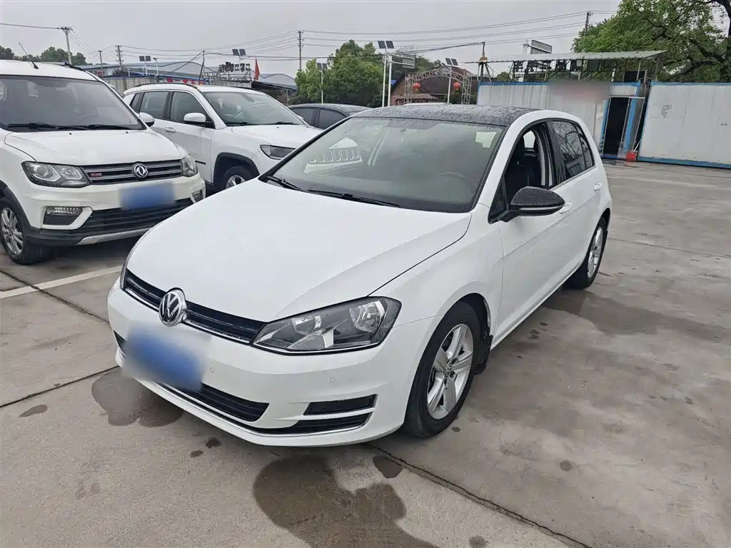 Volkswagen Golf 2016 1.6L Automatic Comfort фото 2