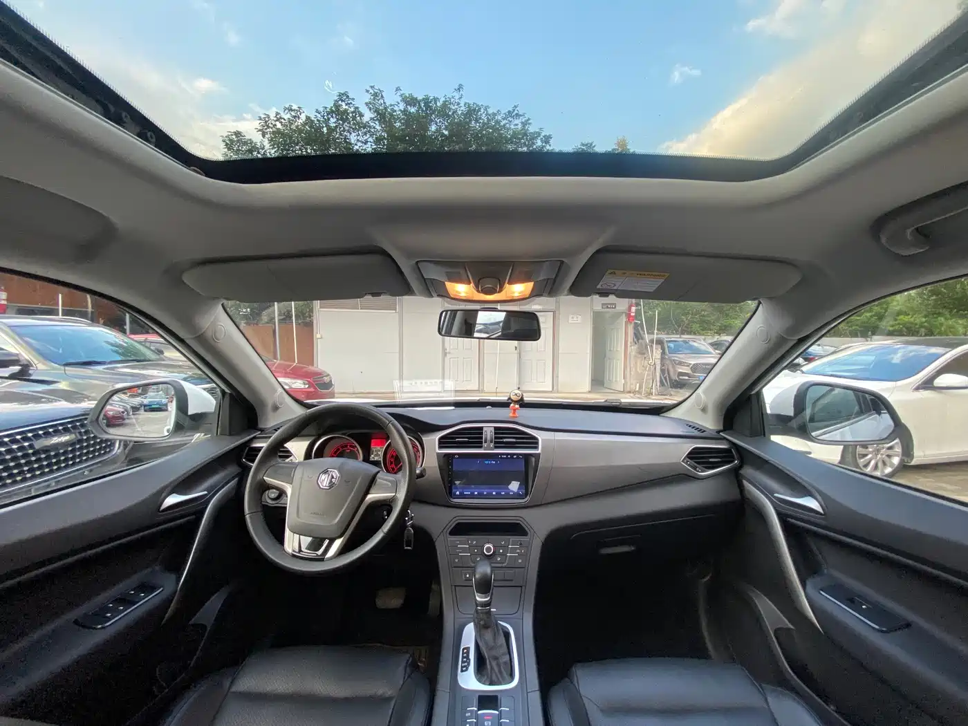 MG Roewe RX5 2015 2015 1.5TGI TST Elite Edition