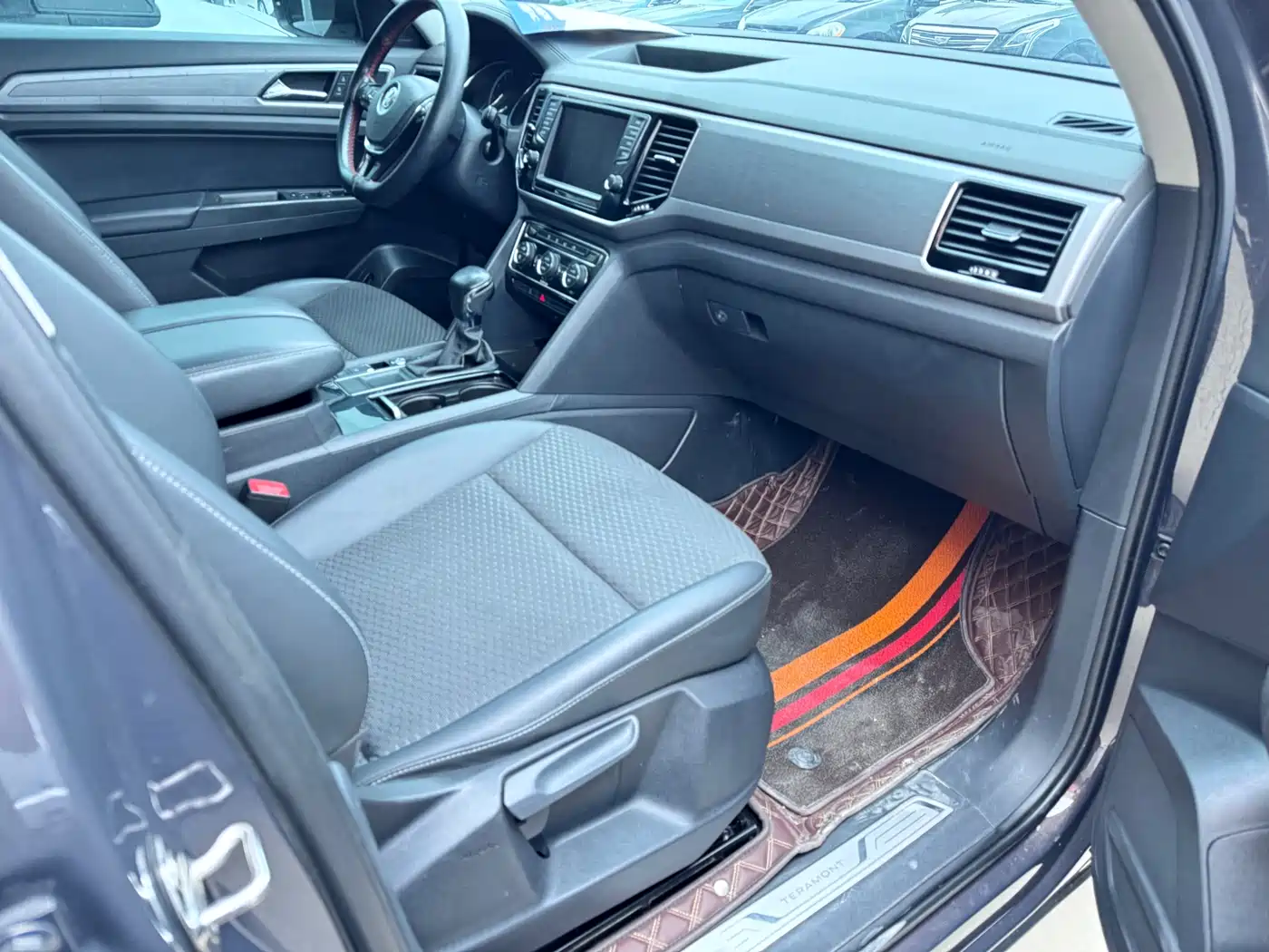 Volkswagen Teramont 2017 330TSI 2WD Comfort Edition фото 5