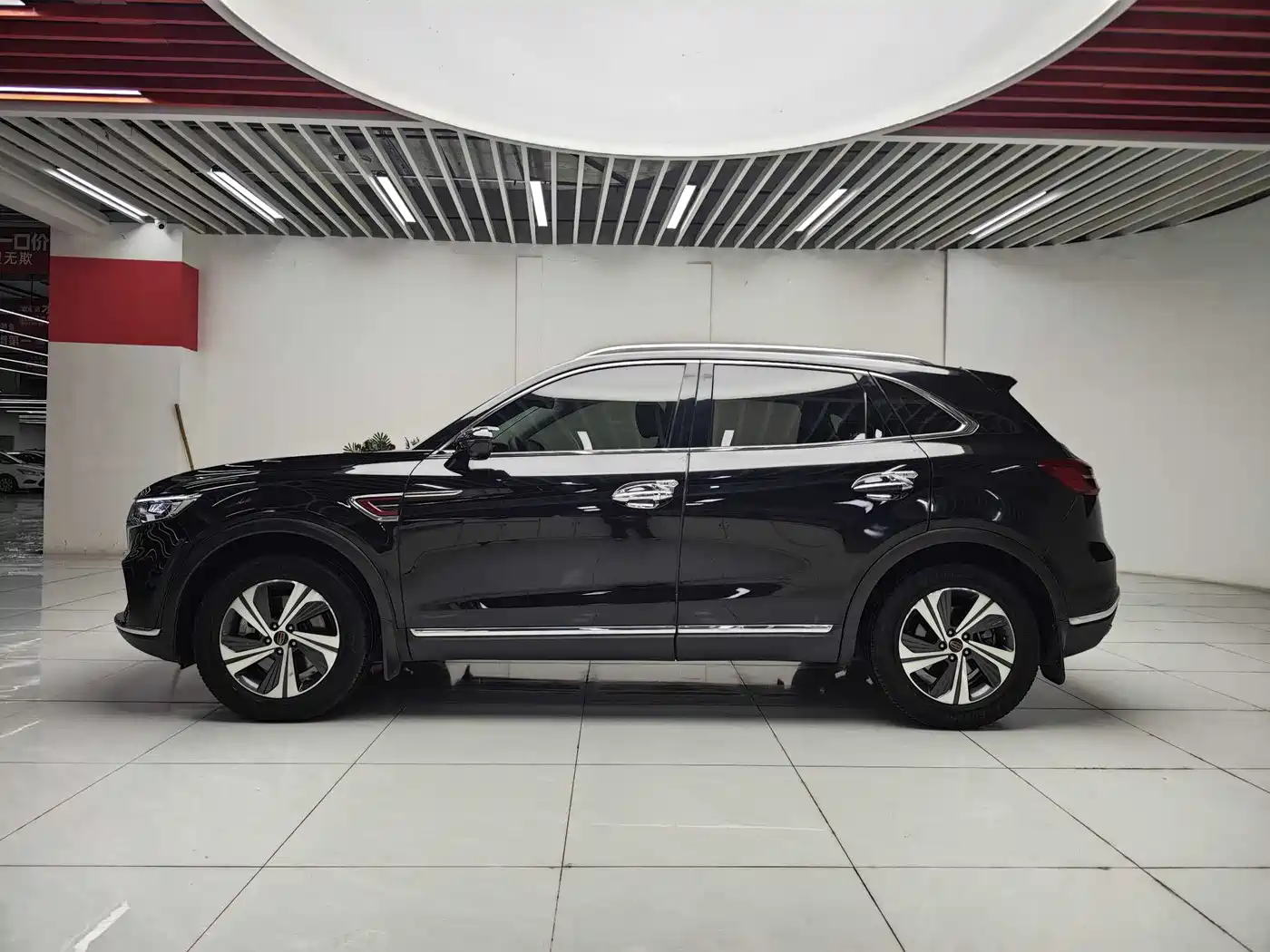 Hongqi HS5 2019 2.0T Smart Connect Enjoy Edition фото 2