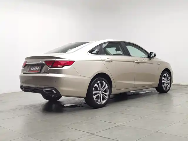 Geely Emgrand GL 2018 1.4T DCT Premium Smart Connect — фото 2