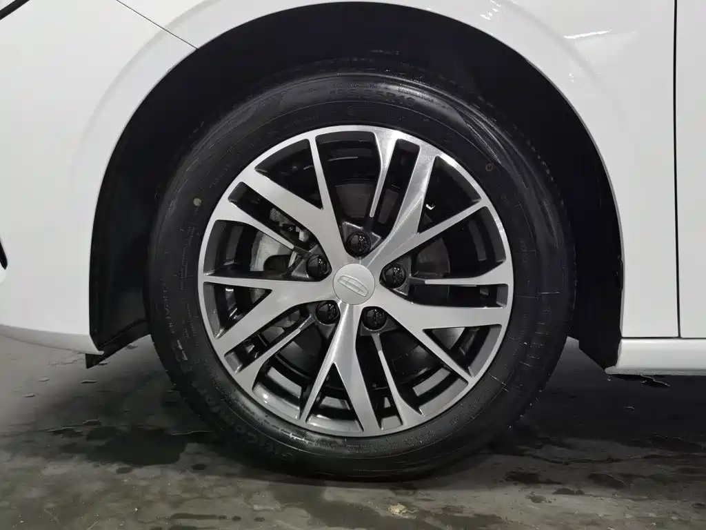 Geely Emgrand 2025 2026 Model 4th Generation 4 Millionth Anniversary Edition 1.5L CVT Stellar