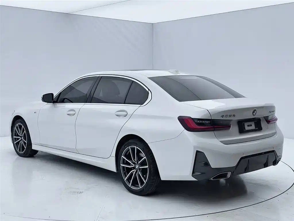 BMW 3 Series 2023 320Li M Sport Package фото 7