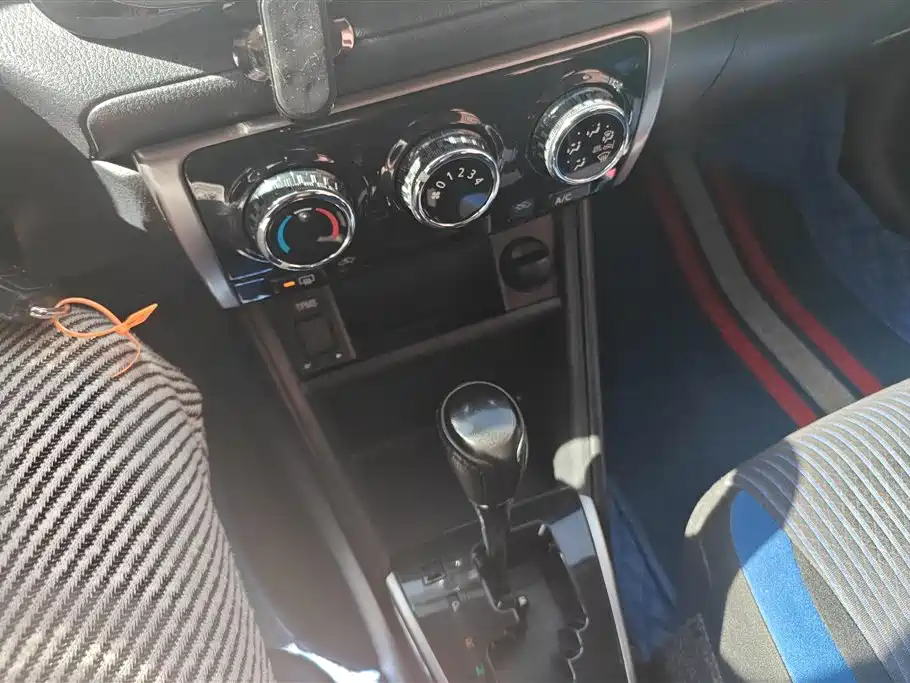 TOYOTA YARIS L TO ENJOY