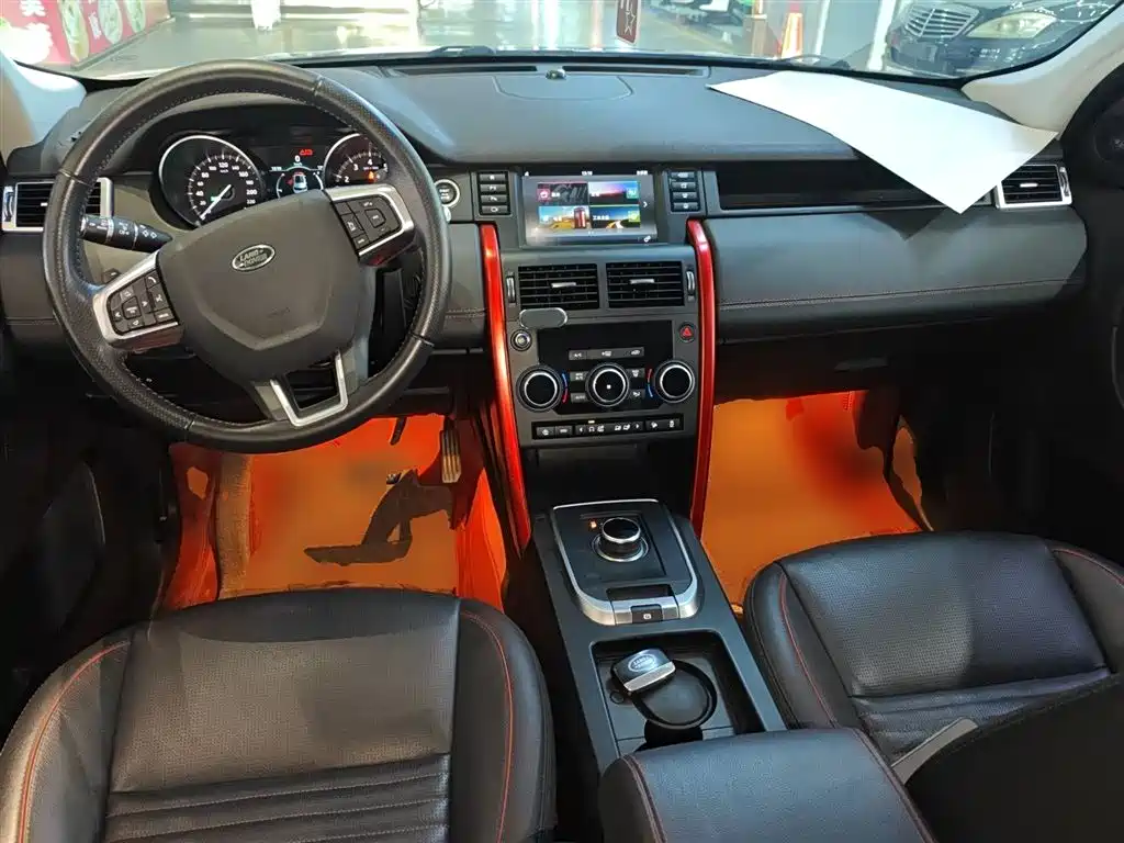Land Rover Discovery Sport 2019 240PS SE Dynamic Edition China VI фото 10