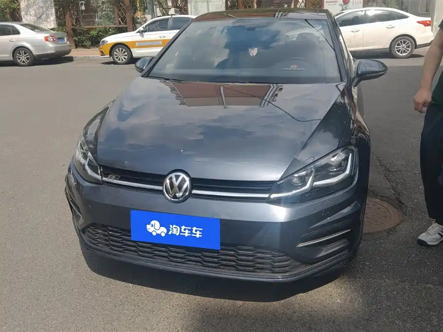 Volkswagen Golf 2018 280TSI Automatic R-Line Model
