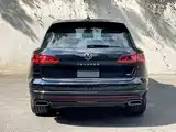 Фото 6 - Volkswagen Touareg