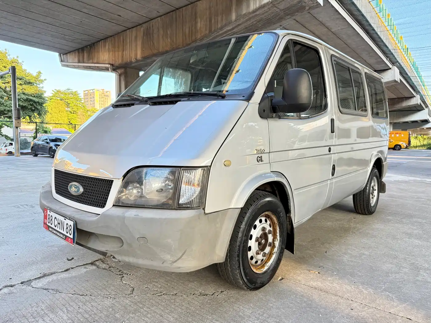 Ford Classic Transit 2014 2013 2.8T Facelift Diesel Standard Short Wheelbase Medium Roof JX493ZLQ4