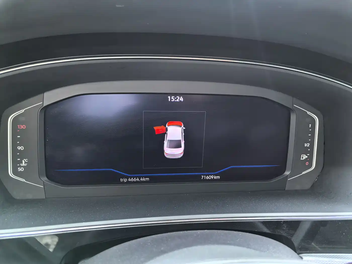 Volkswagen Passat 2022 380TSI Flagship Edition фото 10