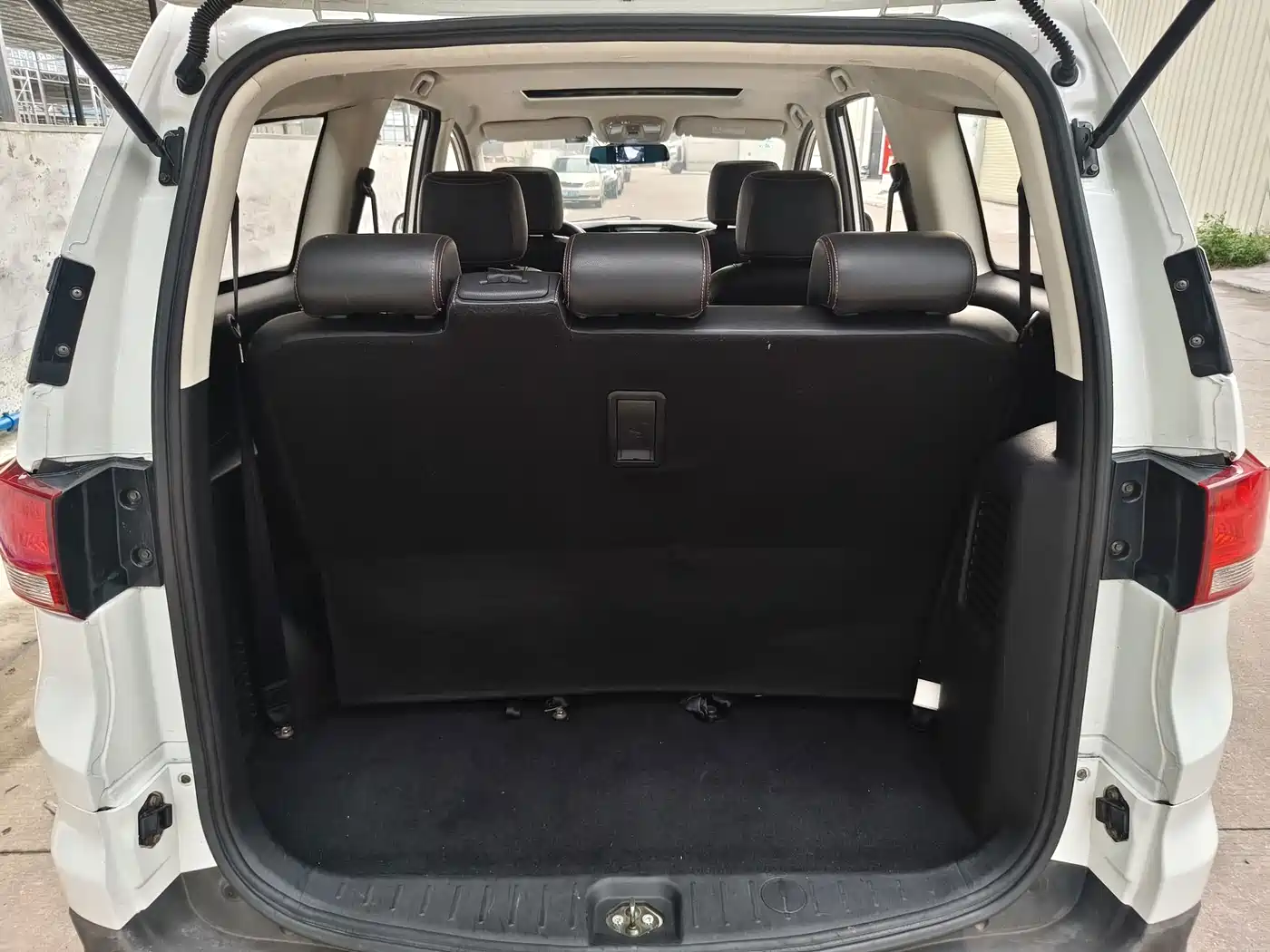 BAIC Huansu H3 2016 2015 1.5L Manual Luxury