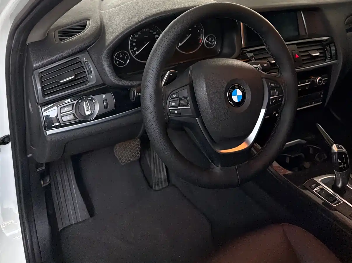 BMW X4 2014 xDrive20i X Design Package фото 10