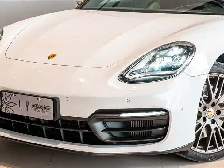 PORSCHE PANAMERA NEW ENERGY