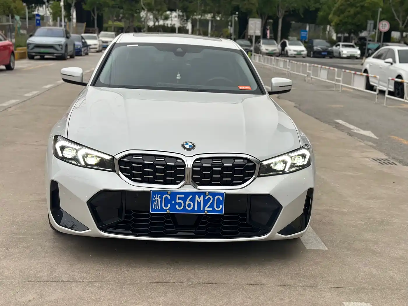 BMW 3 Series 2025 325Li M Sport Package фото 2