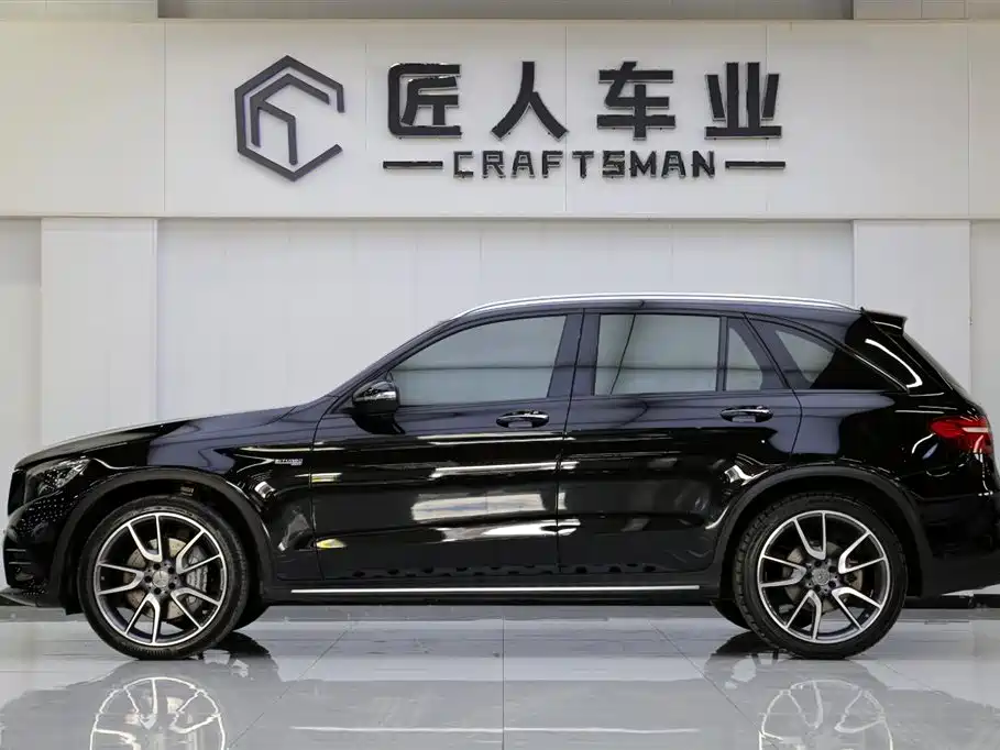 Mercedes-Benz GLC AMG 2017 AMG GLC 43 4MATIC фото 4