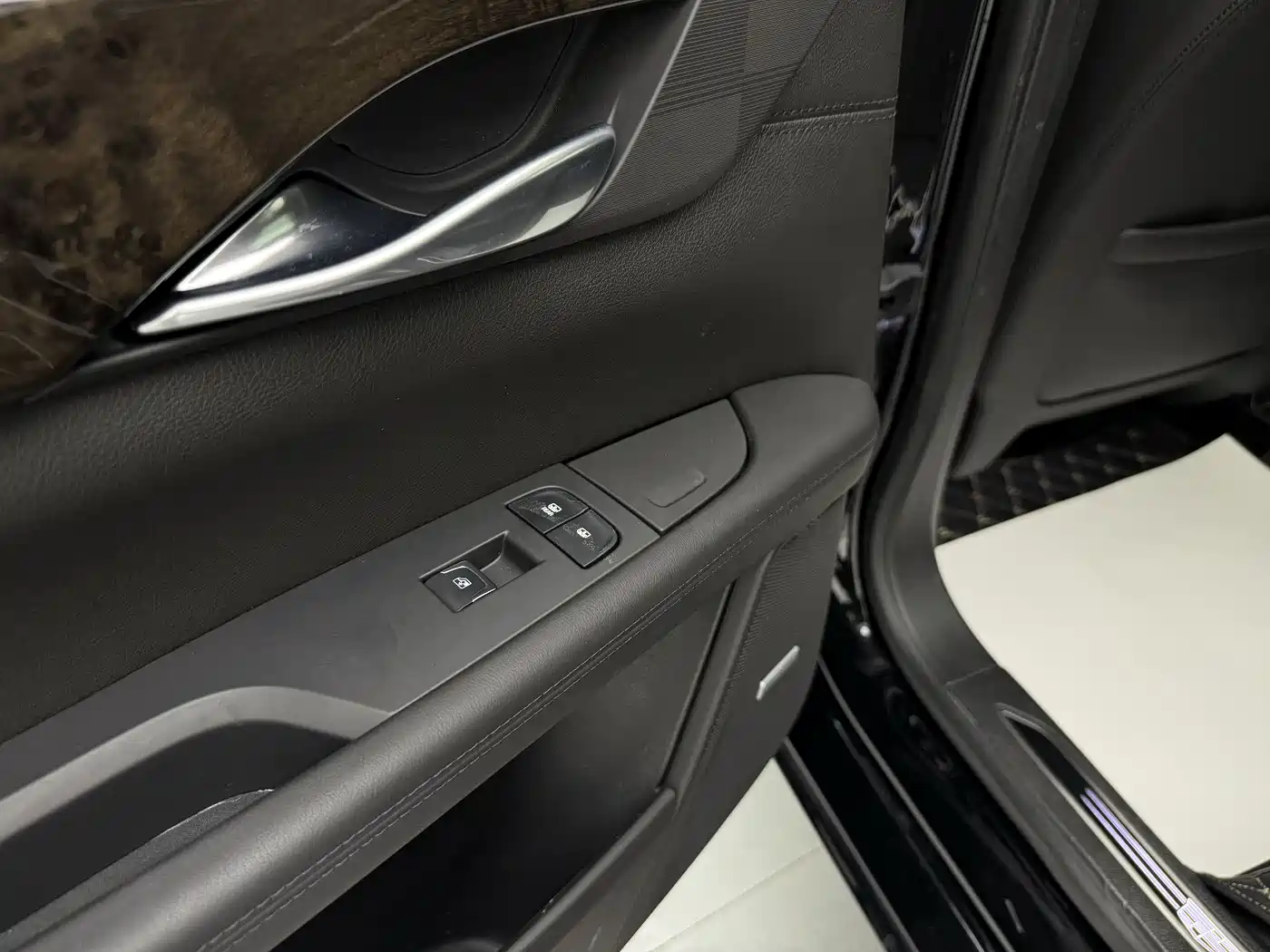 Cadillac CT6 2017 28T Luxury фото 27