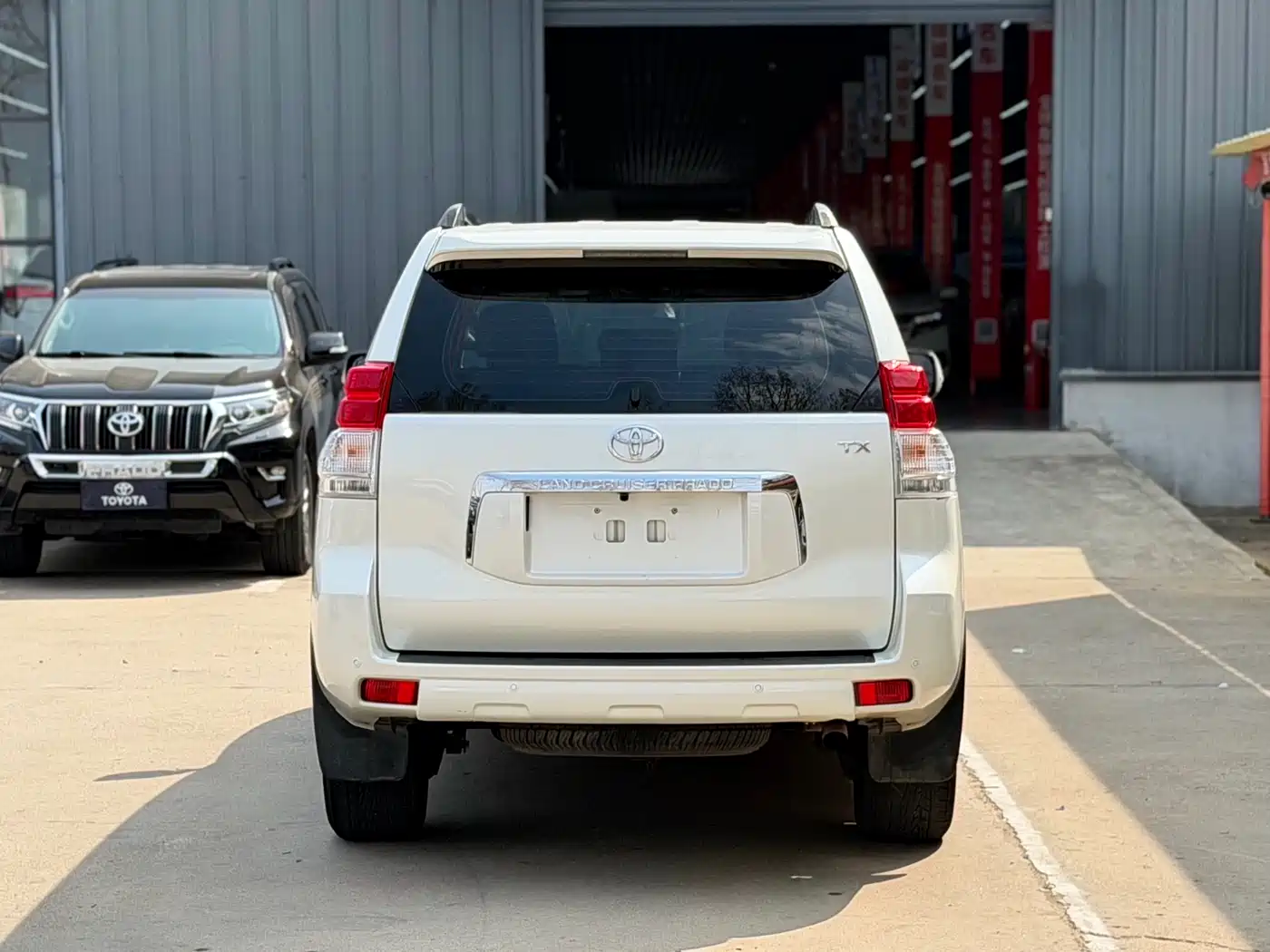 Toyota Prado (Import) 2010 2.7L Automatic Standard фото 10