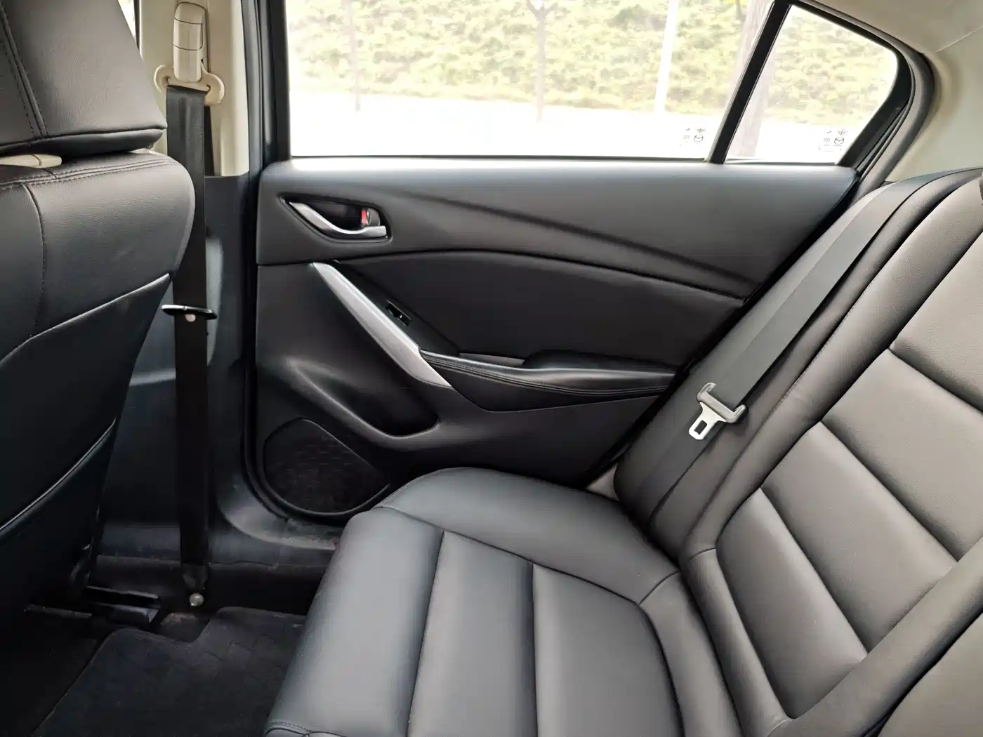 Photo 14 - Mazda Atenza