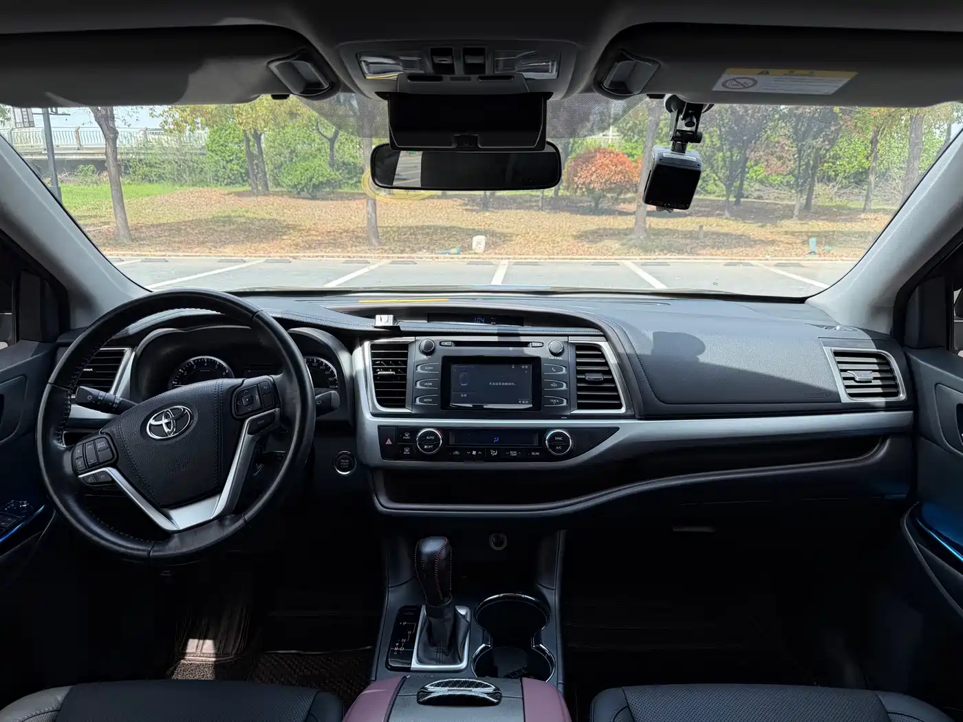 Toyota Highlander 2015 2.0T FWD Luxury Edition 7-seater фото 10