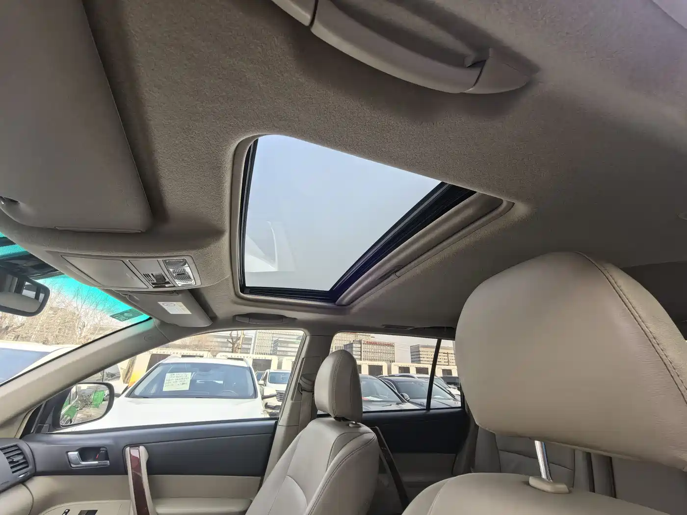 Toyota Highlander 2012 3.5L 4WD 7-Seater Ultimate Edition фото 14