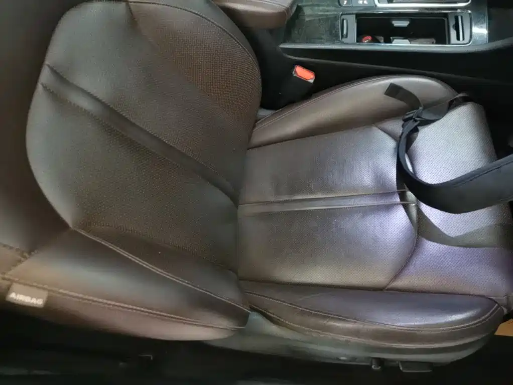 Photo 25 - Kia K5