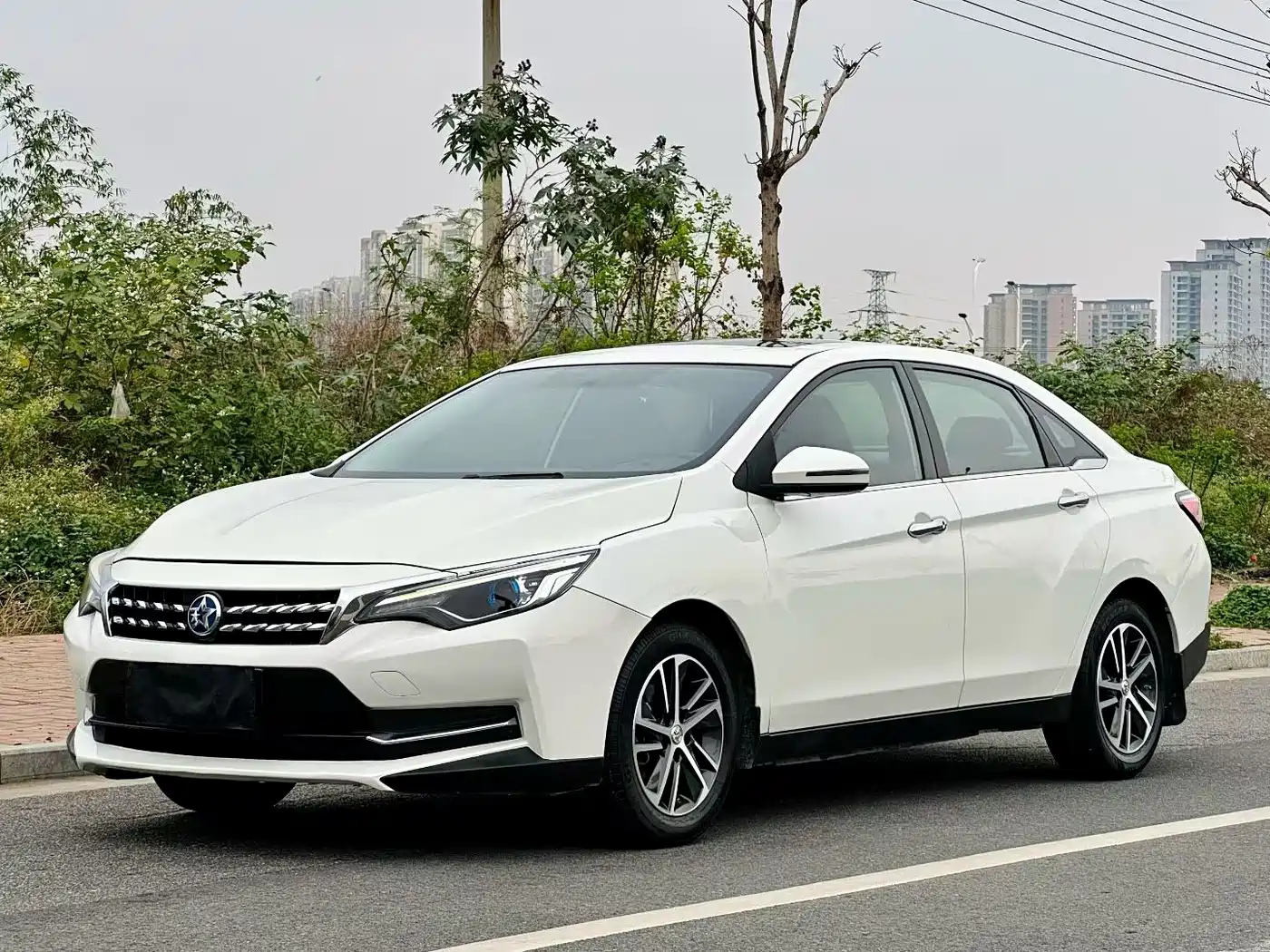 Venucia D60 2019 100K Glory 1.6L XL CVT Chen Ku Edition China V