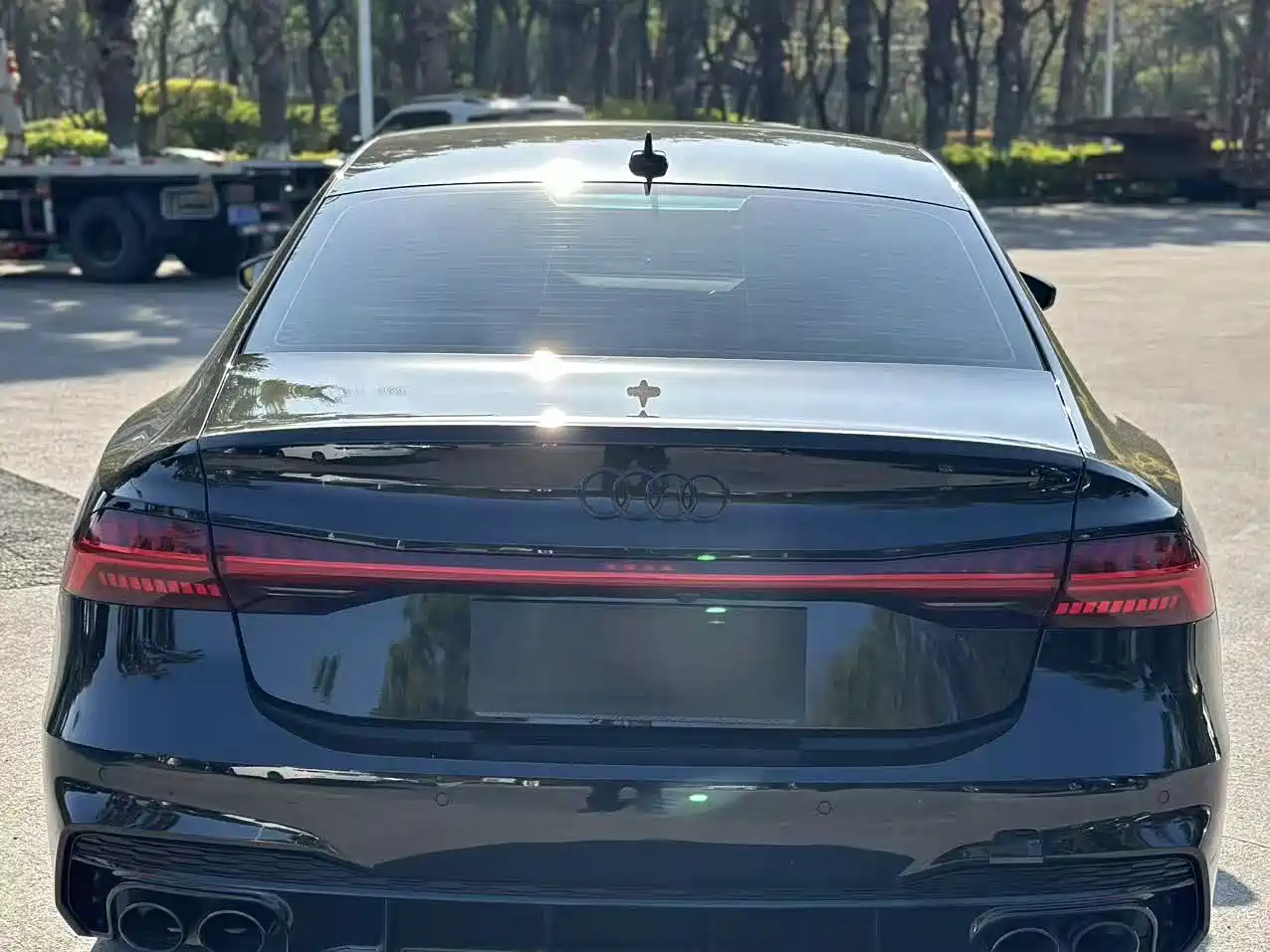 Audi A7L 2023 45 TFSI quattro S-line Black Warrior Edition фото 5