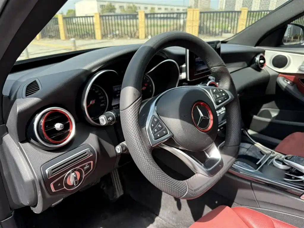 Mercedes-Benz C-Class 2017 Facelift C 200 Sport Edition фото 18
