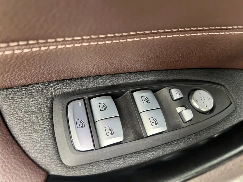 BMW X1 2021 Facelift sDrive20Li Premium фото 7