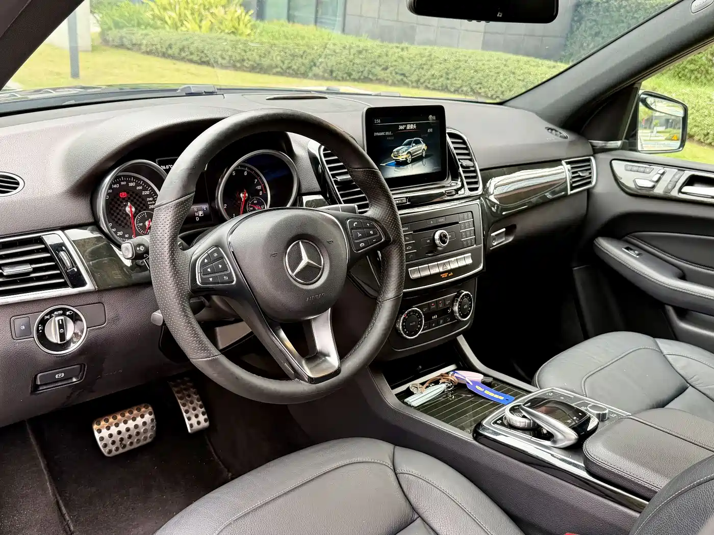 Mercedes-Benz GLE AMG 2017 AMG GLE 43 4MATIC фото 3