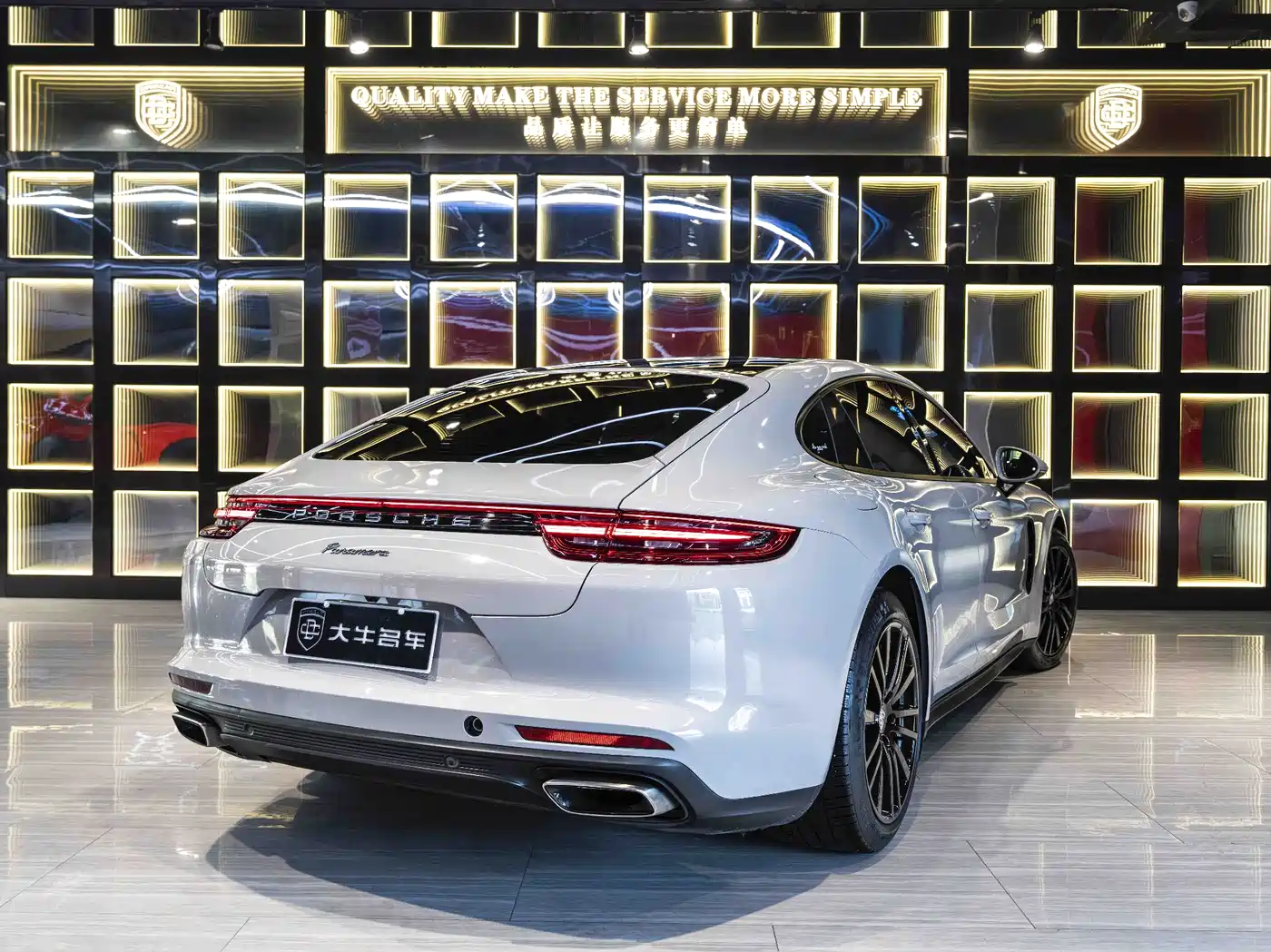 Porsche Panamera 2017 Panamera 3.0T фото 6