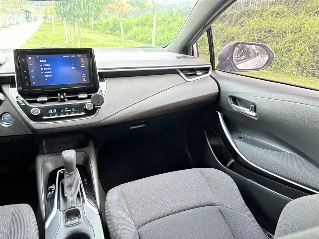 Toyota Levin 2022 Dual Engine 1.8H E-CVT Luxury Edition фото 14