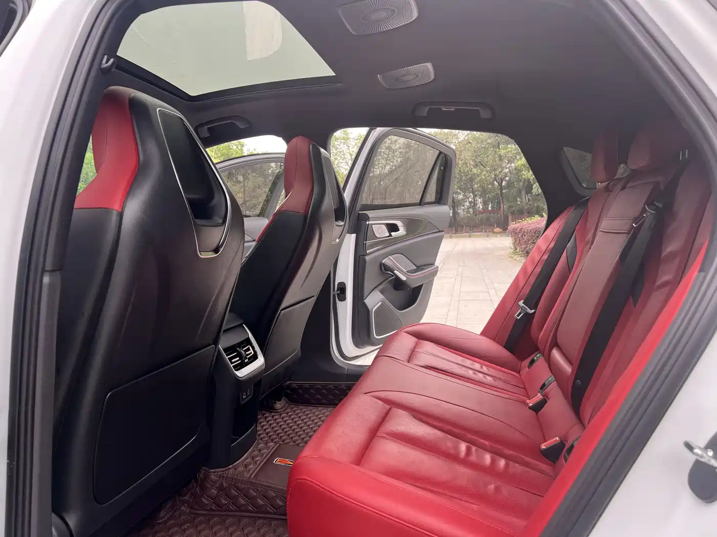 Hongqi H6 2023 2.0T Premium Edition фото 6