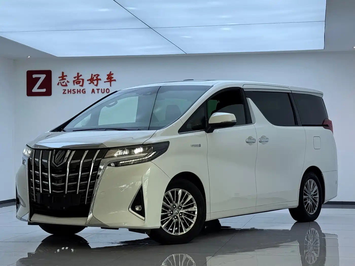 Toyota Alphard 2021 Hybrid 2.5L Premium