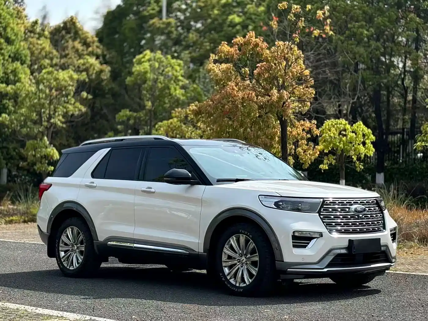 FORD EXPLORER