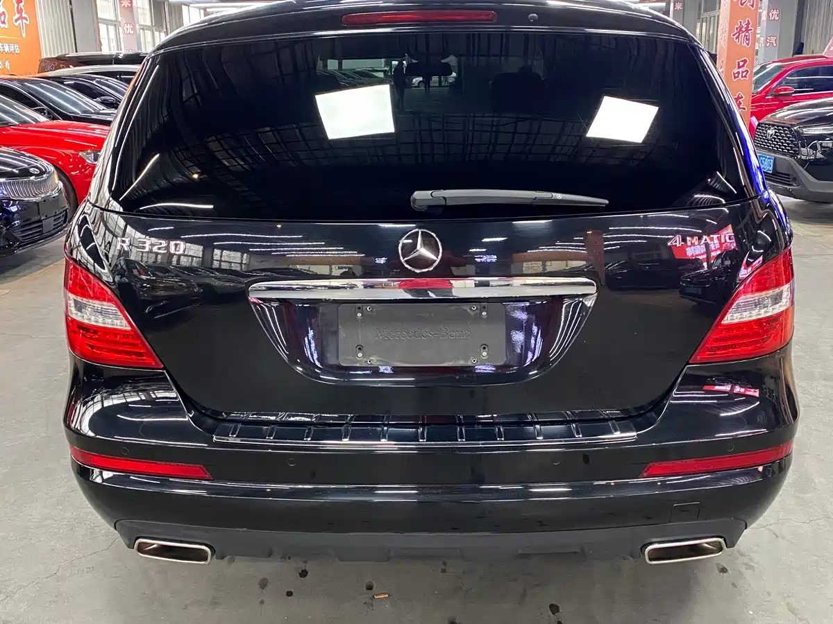 Mercedes-Benz R-Class 2017 R 320 4MATIC Business Collector's Edition фото 6