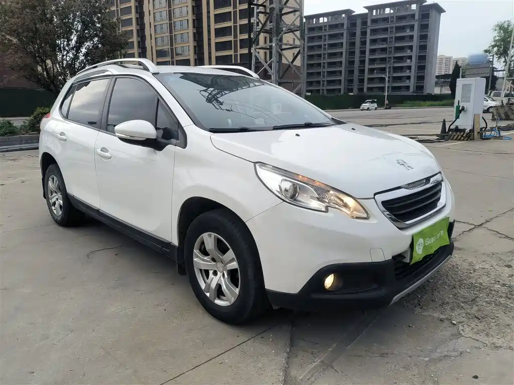 Peugeot 2008 2014 1.6L Automatic Trend Edition фото 4