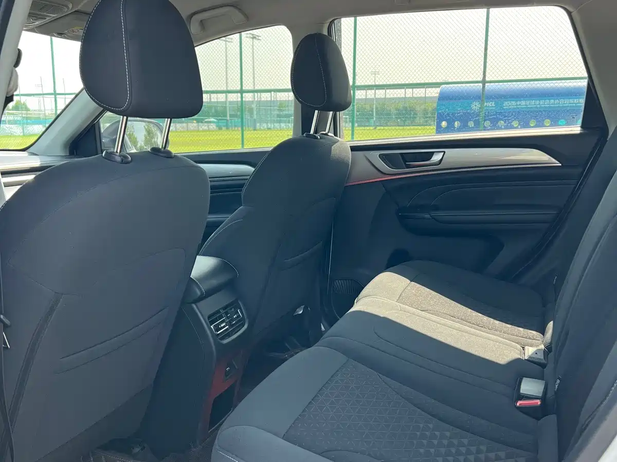 Haval M6 2023 2021 PLUS 1.5T DCT Elite Smart Connect
