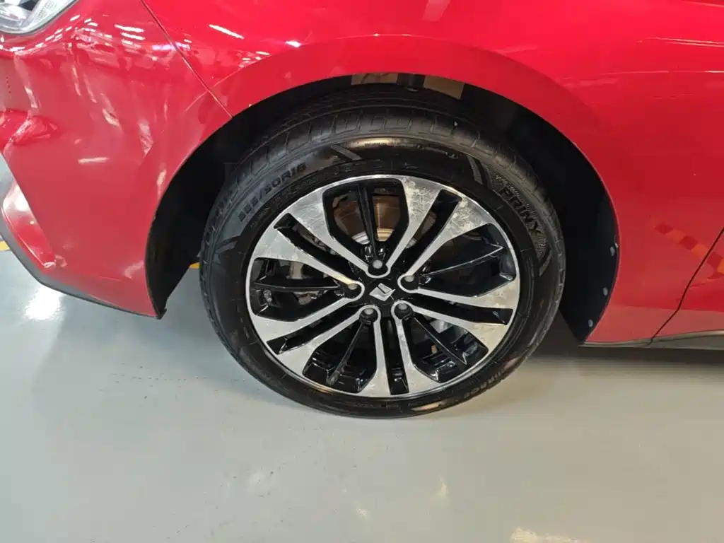 Baojun RC-6 2019 2019 1.5T CVT 24-hour Online Flagship