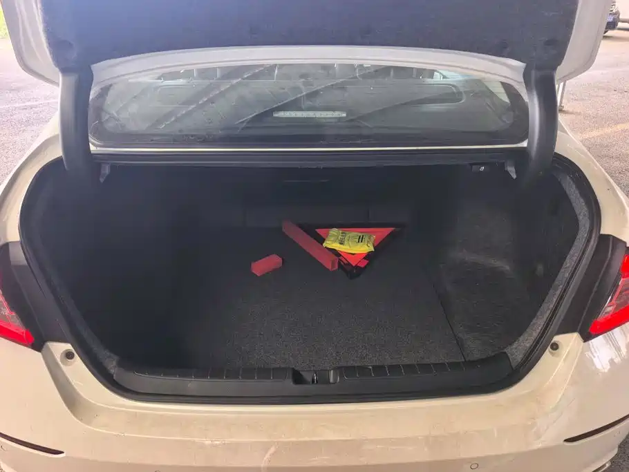Honda Accord 2026 2022 260TURBO Luxury Edition